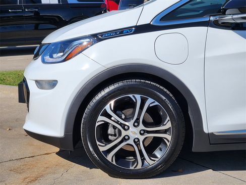 Used 2019 Chevrolet Bolt Premier image 14