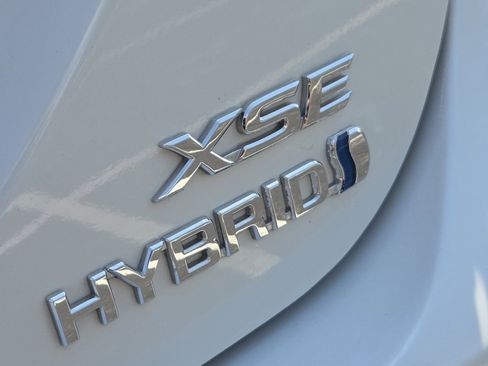 Used 2024 Toyota Camry XSE w/ Navigation Package FWD image 16