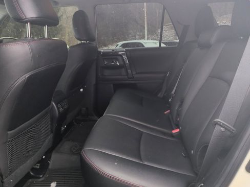 Used 2021 Toyota 4Runner TRD Off-Road Premium w/ Moonroof Package image 19