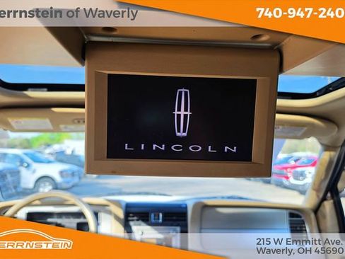Used 2010 Lincoln Navigator L 4WD image 29