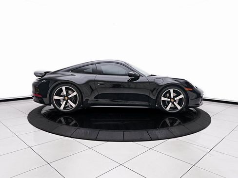 Used 2024 Porsche 911 Carrera S image 18
