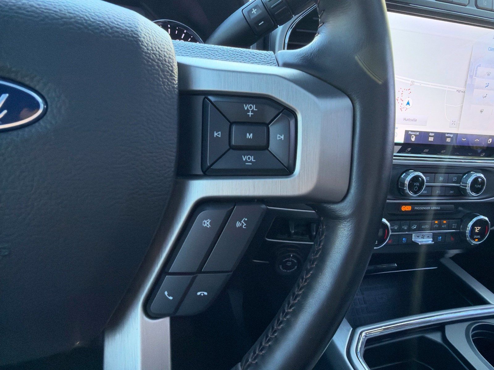 Used 2022 Ford F250 Platinum w/ Tremor Off-Road Package AWD/4WD image 26