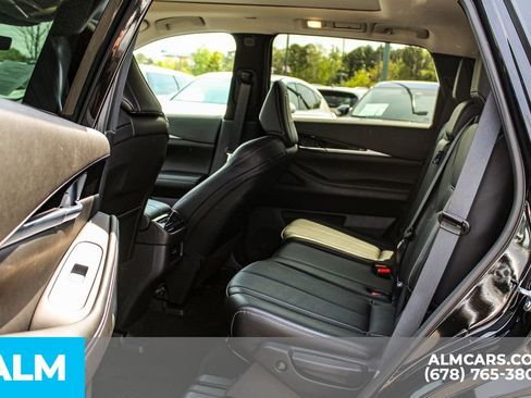 Used 2025 INFINITI QX60 Pure image 18