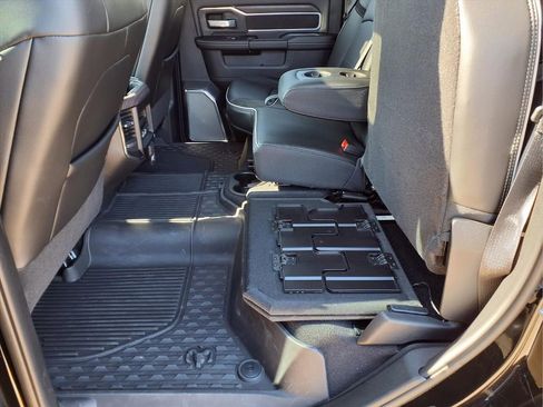 New 2025 RAM 3500 Laramie AWD/4WD image 31