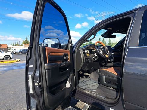 Used 2019 RAM 3500 Limited AWD/4WD image 10