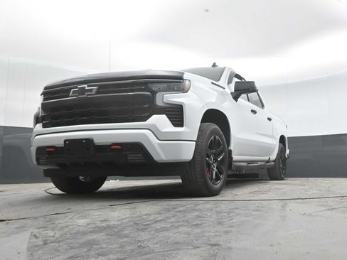 Used 2023 Chevrolet Silverado 1500 RST w/ Redline Edition AWD/4WD image 25