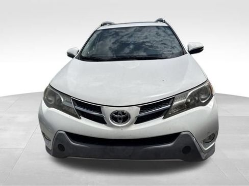Used 2014 Toyota RAV4 XLE AWD/4WD image 2