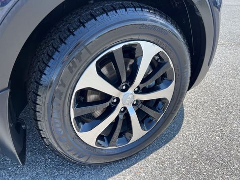 Used 2017 Kia Sorento EX AWD/4WD image 10