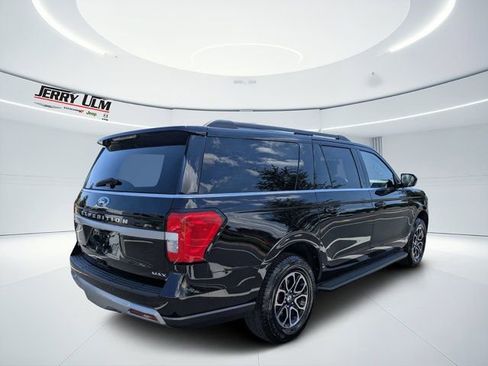 Used 2024 Ford Expedition Max XLT AWD/4WD image 3