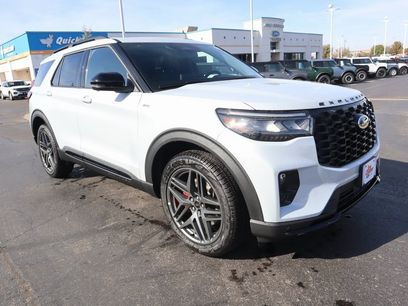 New 2026 Ford Explorer ST-Line w/ ST-Line Street Pack
