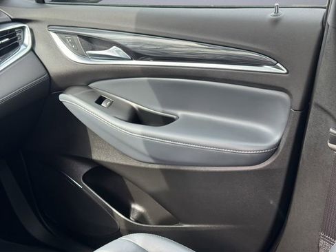 Used 2024 Buick Enclave Essence w/ Experience Buick Package AWD/4WD image 26