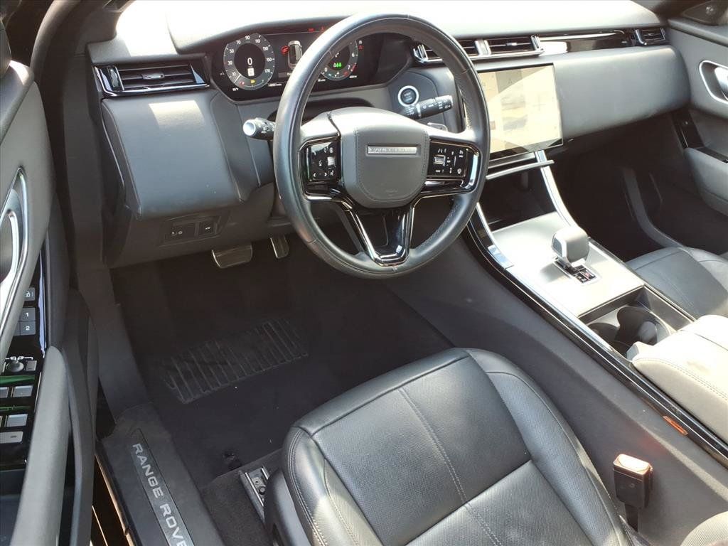 Used 2025 Land Rover Range Rover Velar Dynamic SE AWD/4WD image 18