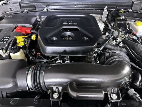 Used 2024 Jeep Wrangler Sport AWD/4WD image 31