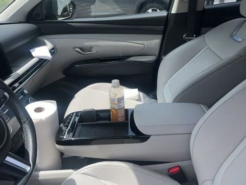 Used 2025 Hyundai Tucson Limited AWD/4WD image 5