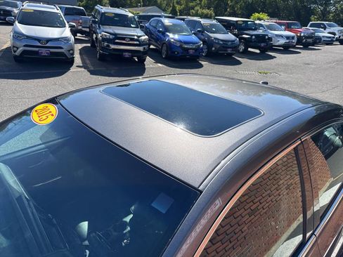 Used 2015 Toyota Avalon XLE Touring image 8