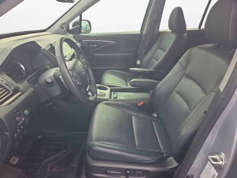 Used 2023 Honda Ridgeline RTL-E image 9