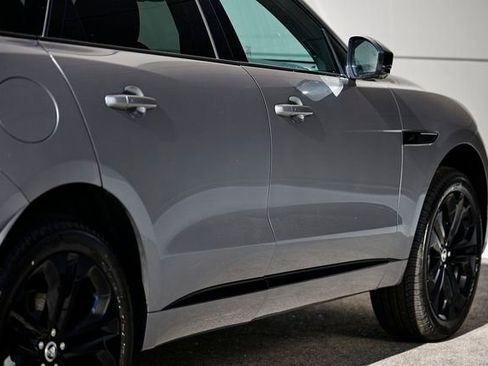 New 2026 Jaguar F-PACE R-Dynamic S image 12