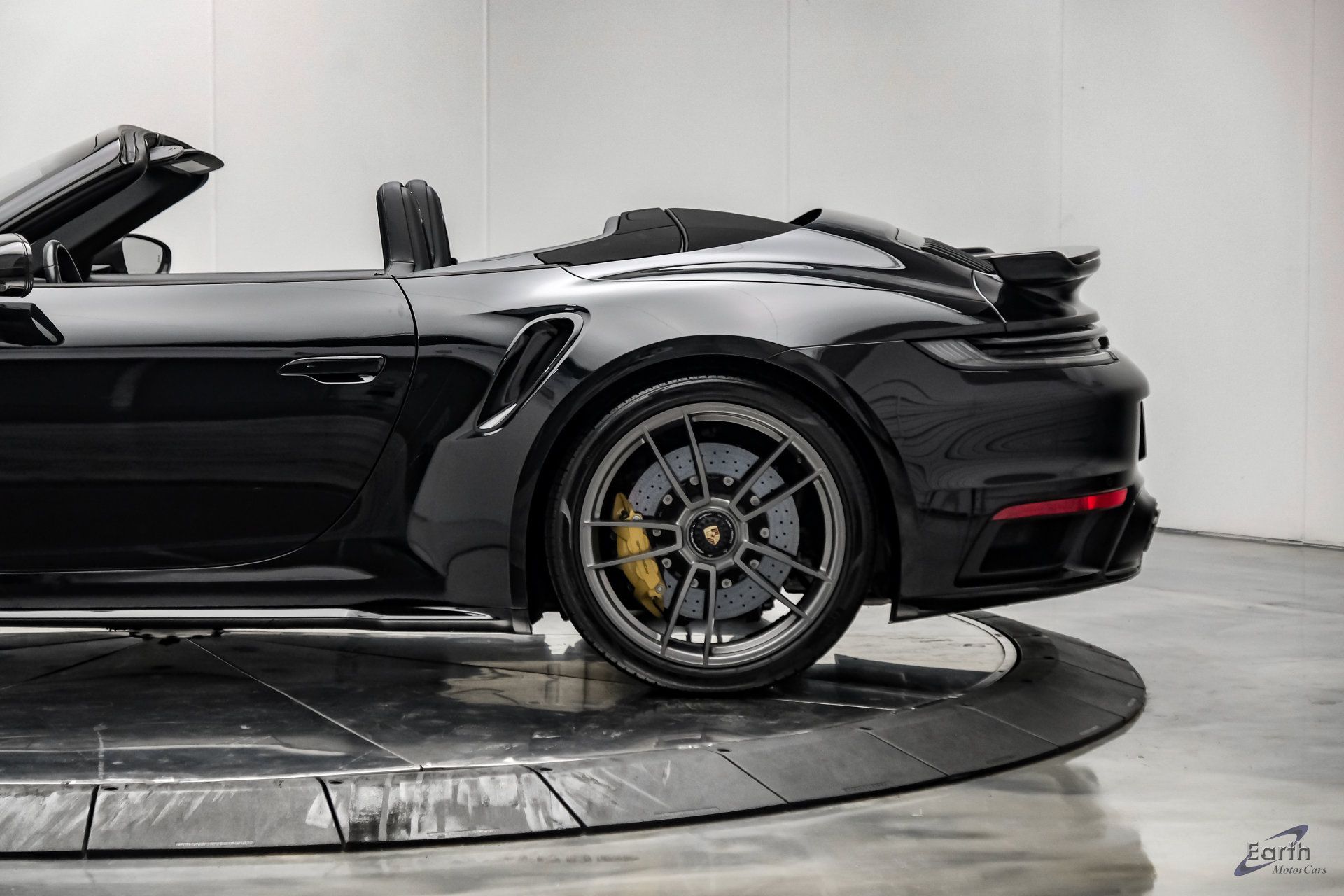 Used 2025 Porsche 911 Turbo S w/ Exterior Sport Package AWD/4WD image 11