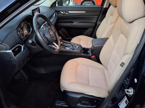 Used 2017 MAZDA CX-5 Touring image 14