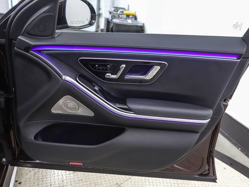 Used 2022 Mercedes-Benz S 580 4MATIC Sedan image 28