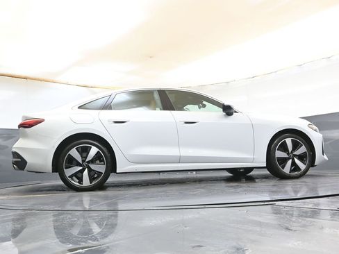 Used 2025 Audi A5 2.0T Premium Plus w/ Premium Plus image 42