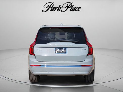 Used 2026 Volvo XC90 B6 Plus w/ Protection Package Premier AWD/4WD image 4