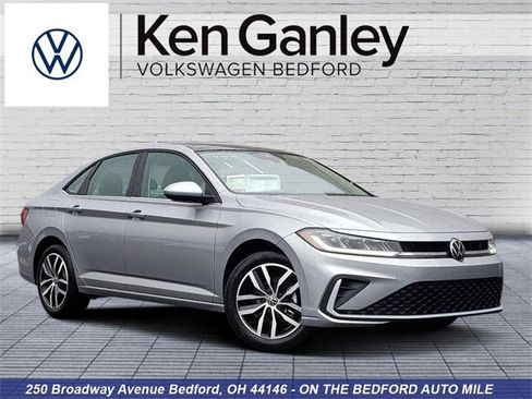 New 2026 Volkswagen Jetta SE image 1