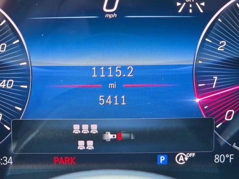Used 2026 Mercedes-Benz GLS 450 4MATIC image 30