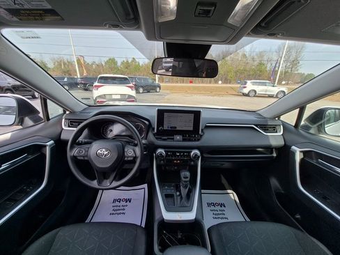 Used 2024 Toyota RAV4 XLE image 14