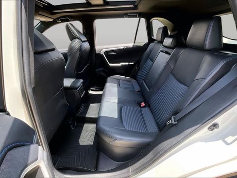 Used 2021 Toyota RAV4 XSE AWD/4WD image 20