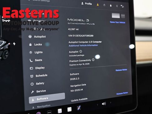 Used 2019 Tesla Model 3 Standard Range image 16