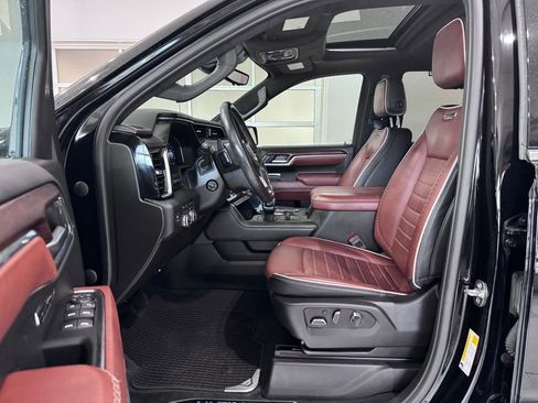 Certified 2023 GMC Sierra 1500 Denali Ultimate AWD/4WD image 7