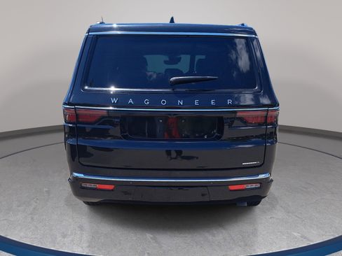 Used 2022 Jeep Wagoneer Series III AWD/4WD image 6