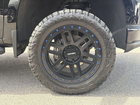 Used 2021 Chevrolet Silverado 1500 LT Trail Boss w/ Bed Protection Package image 35