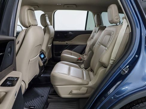 Used 2020 Lincoln Aviator Reserve image 13