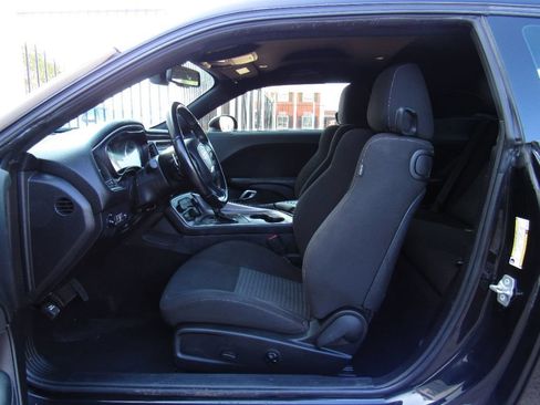 Used 2021 Dodge Challenger GT RWD image 10