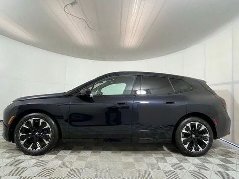 Used 2026 BMW iX xDrive45 w/ M Sport Package image 4
