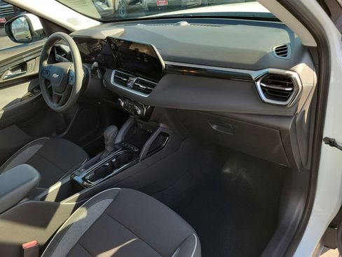 Used 2026 Chevrolet TrailBlazer LT w/ Driver Confidence Package image 26