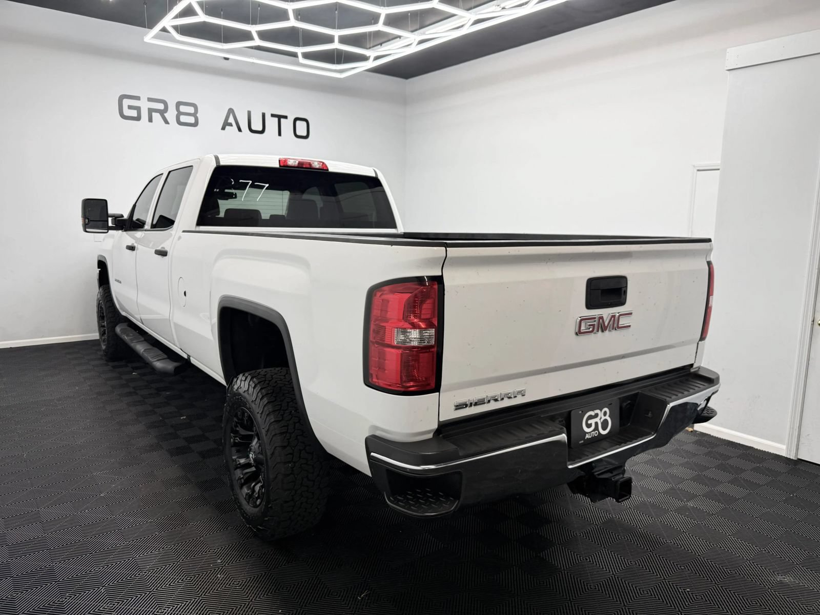 Used 2016 GMC Sierra 2500 4x4 Crew Cab w/ Sierra Convenience Package image 5