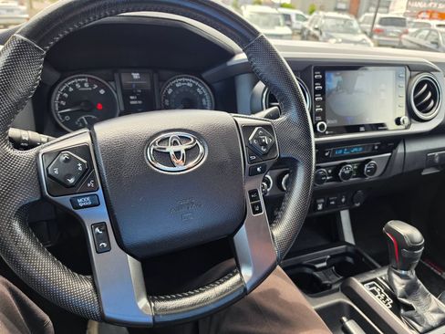 Used 2021 Toyota Tacoma TRD Pro AWD/4WD image 17
