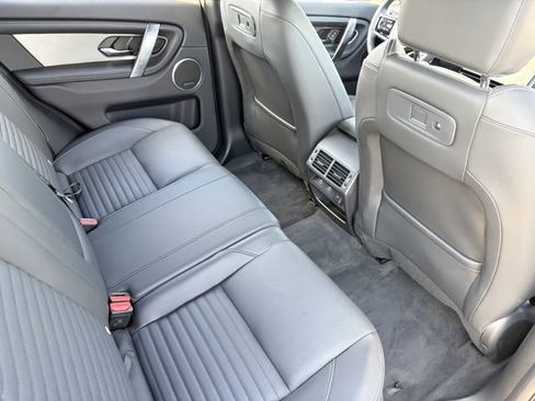Used 2025 Land Rover Discovery Sport Dynamic SE AWD/4WD image 24