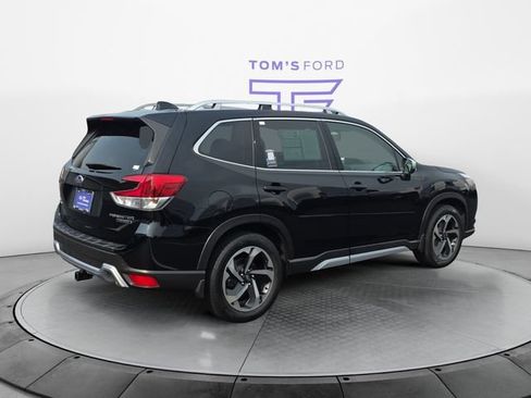Used 2022 Subaru Forester Touring w/ Popular Package #2 AWD/4WD image 5
