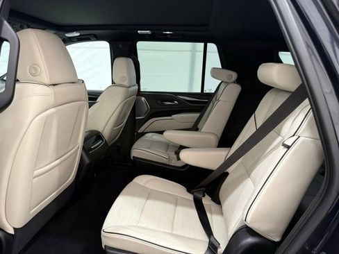 Used 2023 Cadillac Escalade Sport image 18