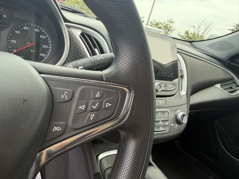 Used 2024 Chevrolet Malibu LT FWD image 22