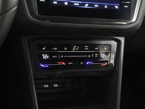 Certified 2024 Volkswagen Tiguan SE R-Line image 13