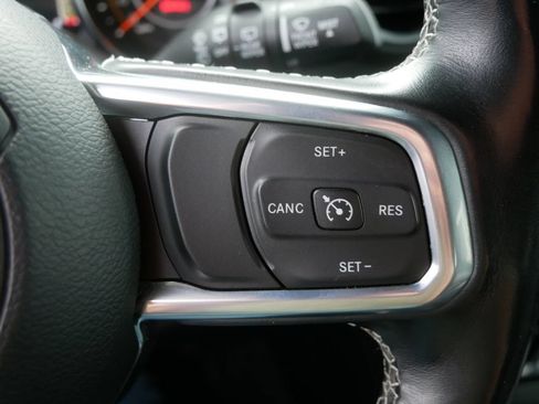 Used 2020 Jeep Wrangler Unlimited Sahara w/ Uconnect 4C Nav & Sound Group AWD/4WD image 22