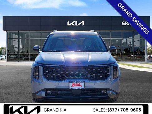 New 2025 Kia Carnival SX Prestige image 3