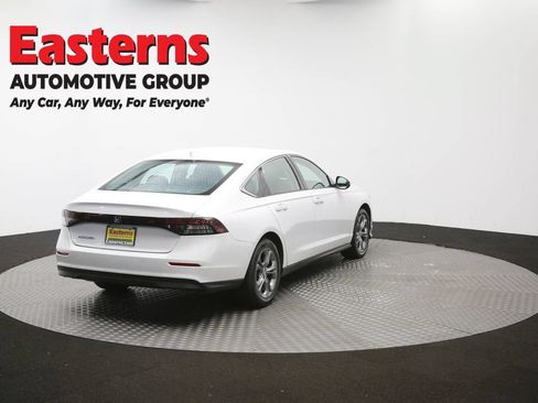 Used 2023 Honda Accord EX image 42