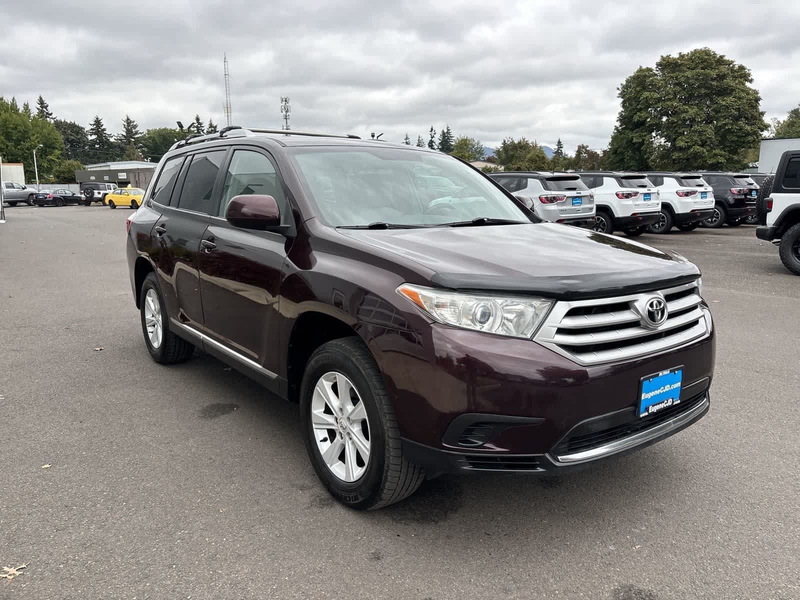 Used 2013 Toyota Highlander 4WD w/ Cold Weather Pkg image 5