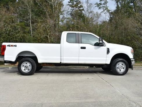 Used 2020 Ford F350 XL w/ Power Equipment Group image 3